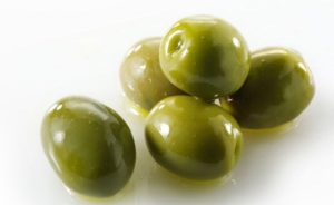Зеленые оливки вред и польза и вред