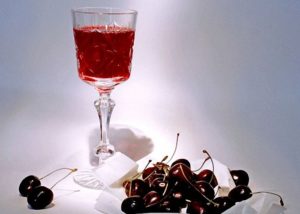 Вино из вишни домашнее польза и вред