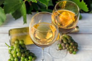 Сухое белое вино польза и вред для похудения