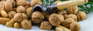 Польза и вред грецких орехов для мужчин