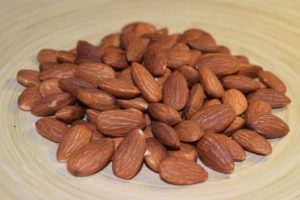 Миндаль орехи польза и вред для мужчин