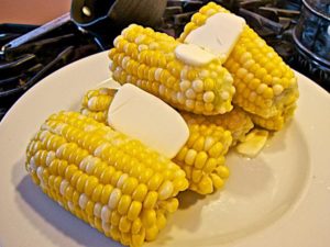 Вареная кукуруза в початках польза и вред