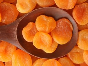 Сушеные абрикосы вред и польза и вред